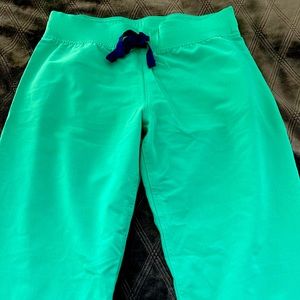 FIGS Livingston Women’s XS petite scrub pants